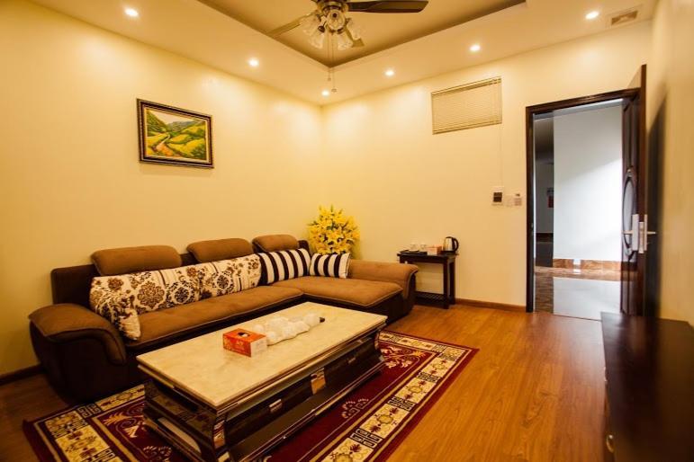 Khach San Kim Dong Hotell Hoang Nga Exteriör bild